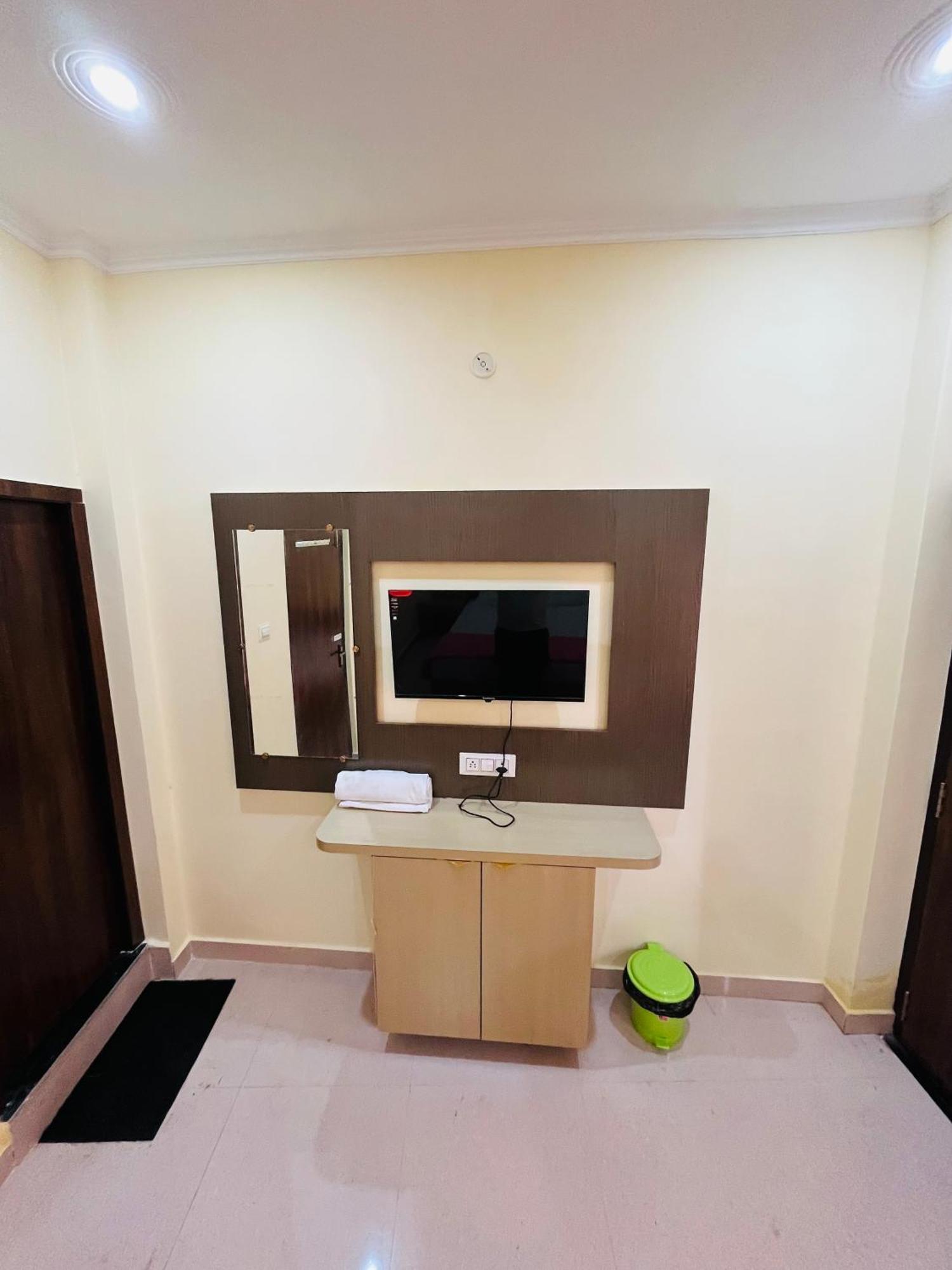 River View Paying Guest House Varanasi Bagian luar foto