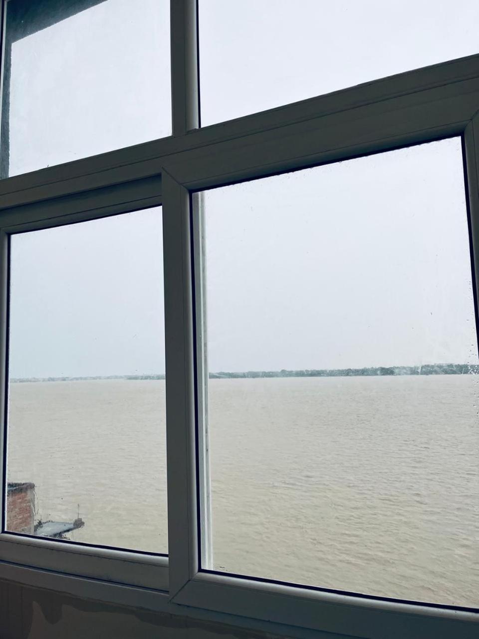River View Paying Guest House Varanasi Bagian luar foto