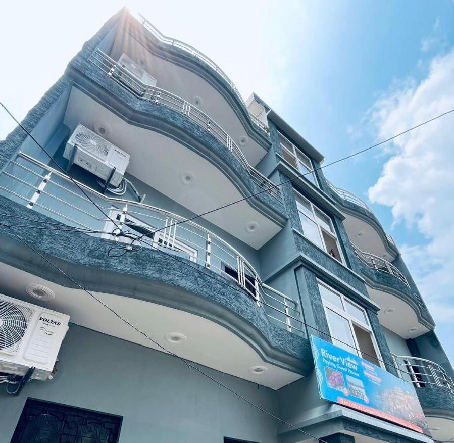 River View Paying Guest House Varanasi Bagian luar foto