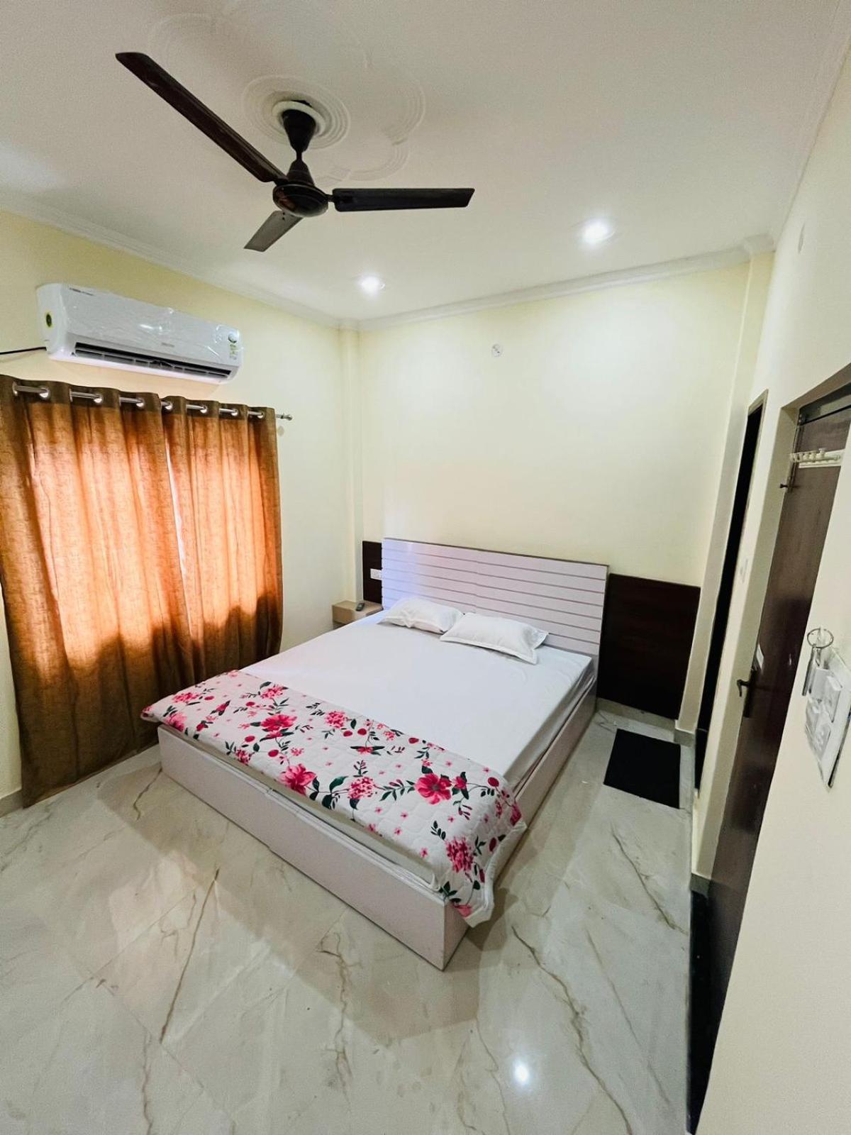 River View Paying Guest House Varanasi Ruang foto